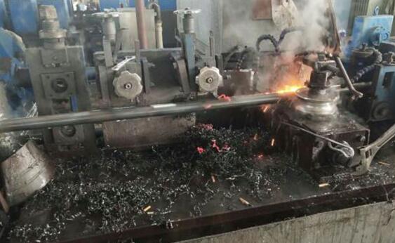 水蜜桃免费视频車絲
